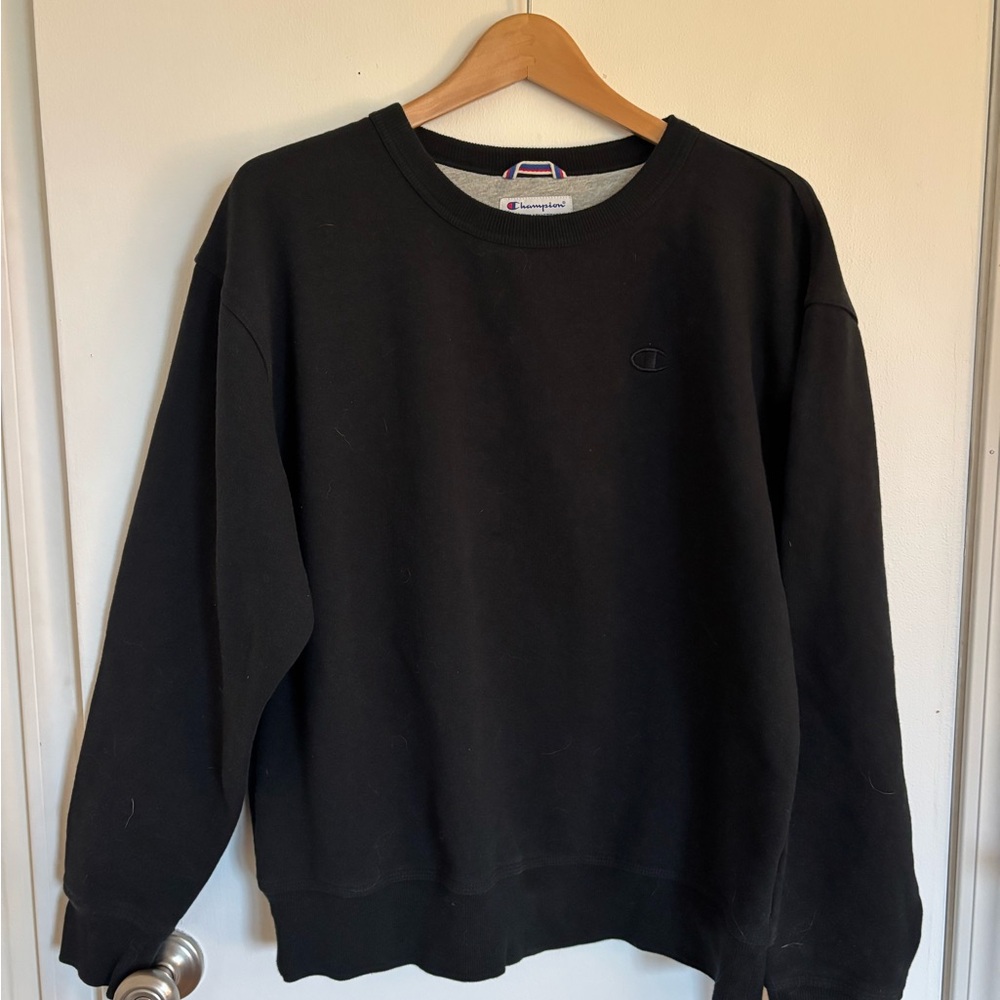 Champion Men's Classic Black Crewneck Sweater